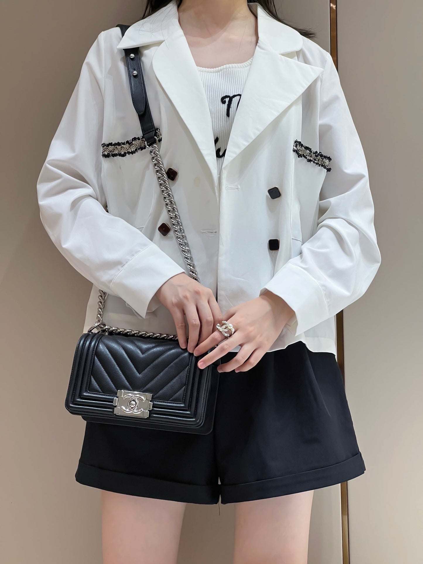 CH SMALL BOY HANDBAG 20 Calfskin V Pattern Black