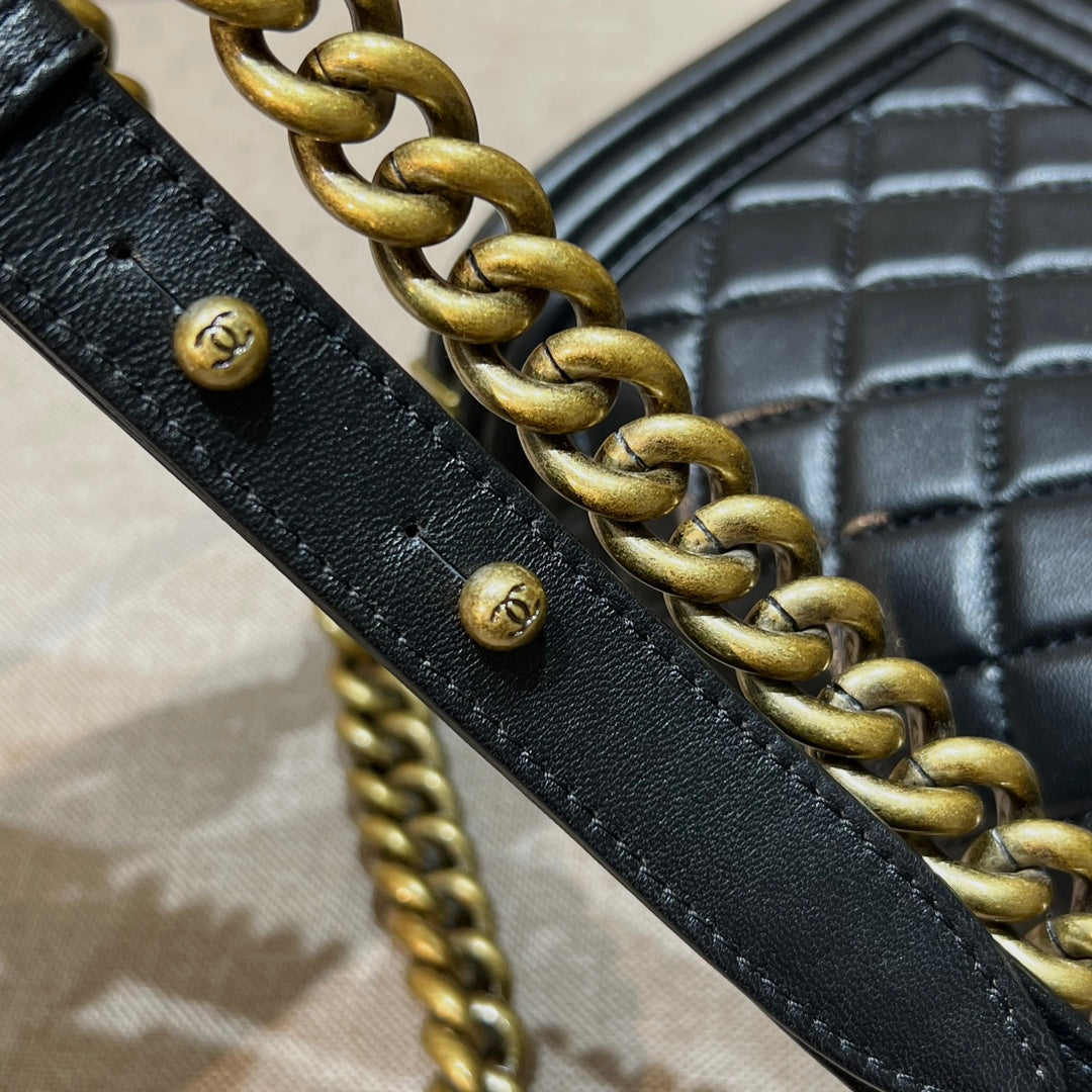 CH SMALL BOY HANDBAG 20 Lambskin Black