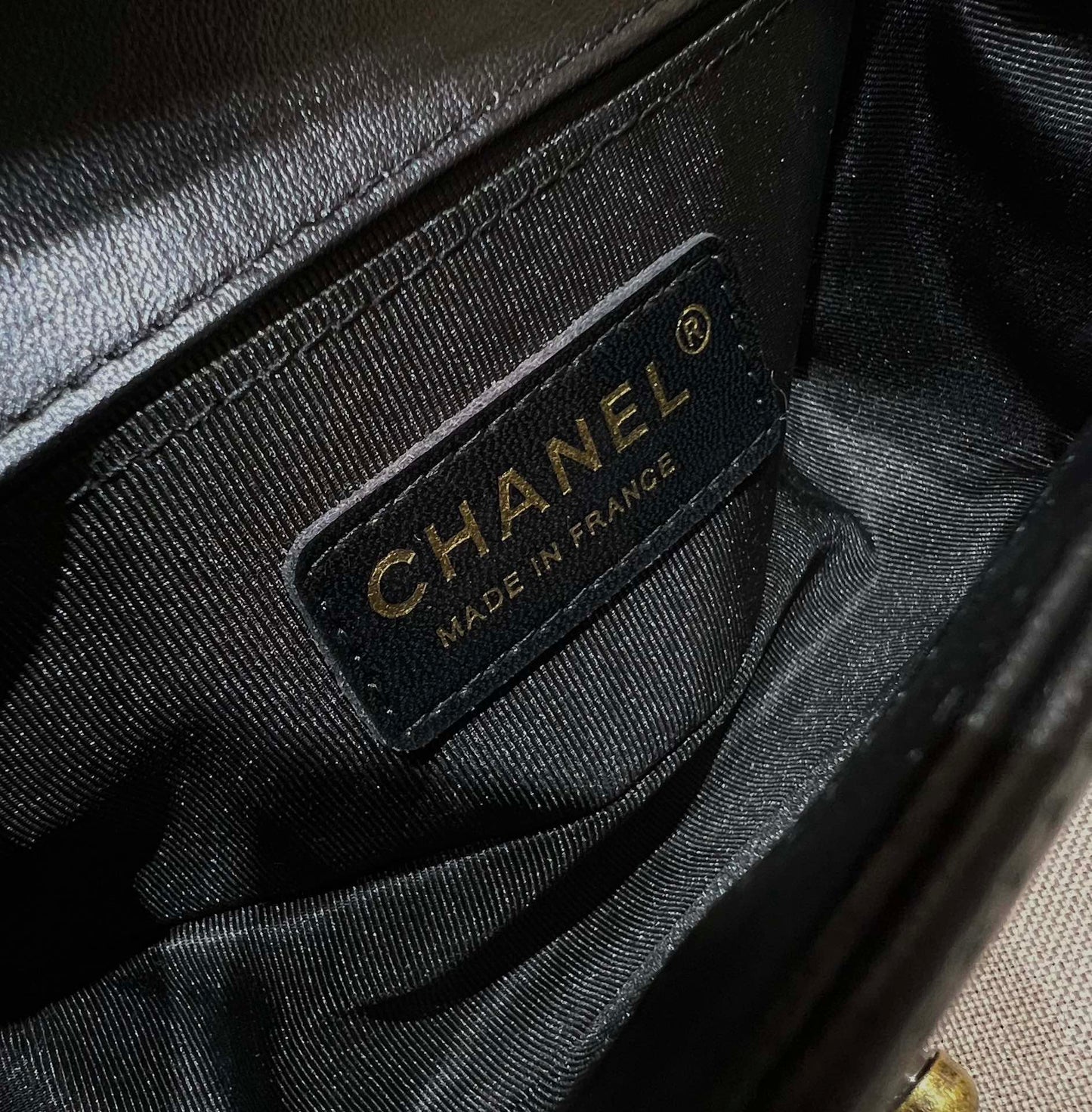 CH SMALL BOY HANDBAG 20 Lambskin Black