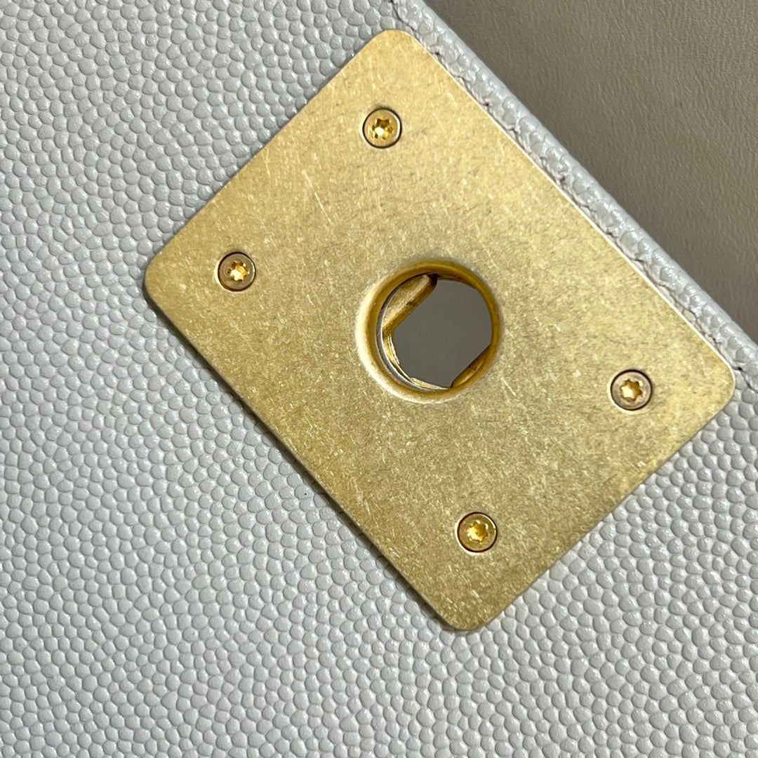 CH SMALL BOY HANDBAG 20 Small Grained Calfskin Elephant Gray