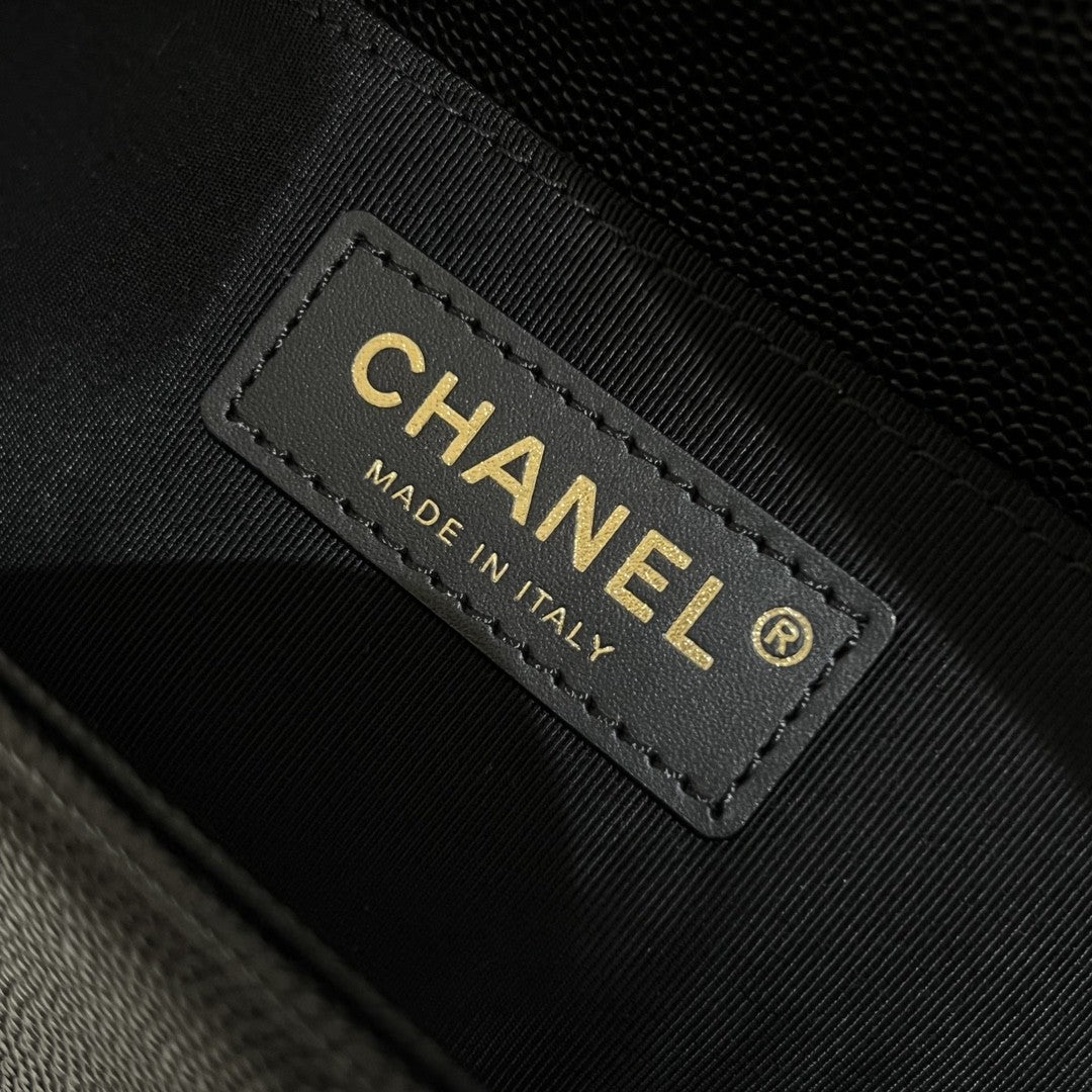 CH BOY HANDBAG 25 Small Grained Calfskin Black