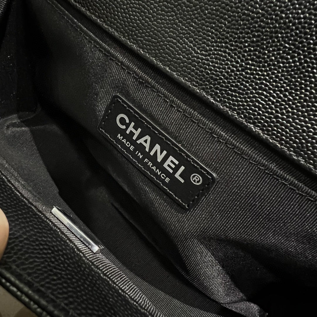 CH BOY HANDBAG 25 Small Grained Calfskin Black