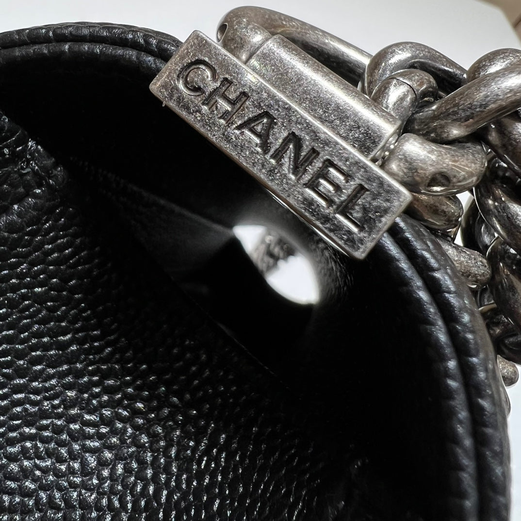 CH BOY HANDBAG 25 Grained Calfskin Black