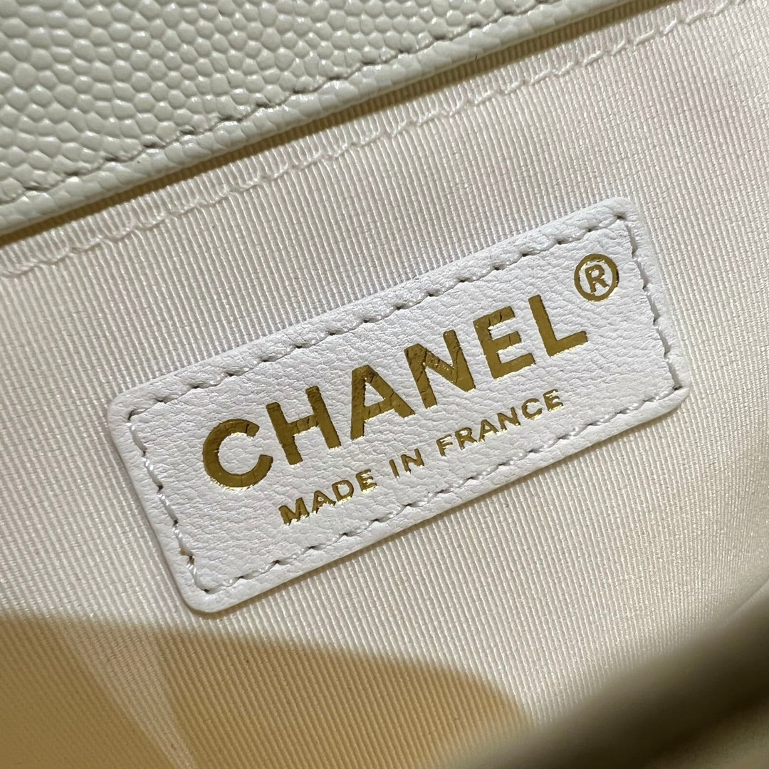 CH BOY HANDBAG 25 Small Grained Calfskin Ivory White