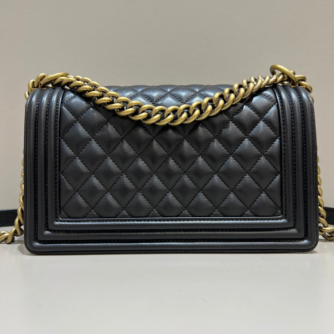 CH BOY HANDBAG 25  Lambskin Black