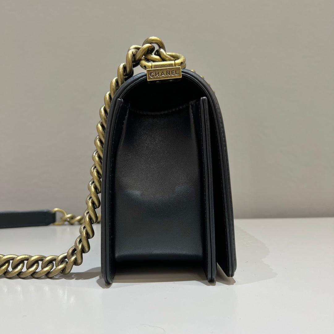 CH BOY HANDBAG 25  Lambskin Black