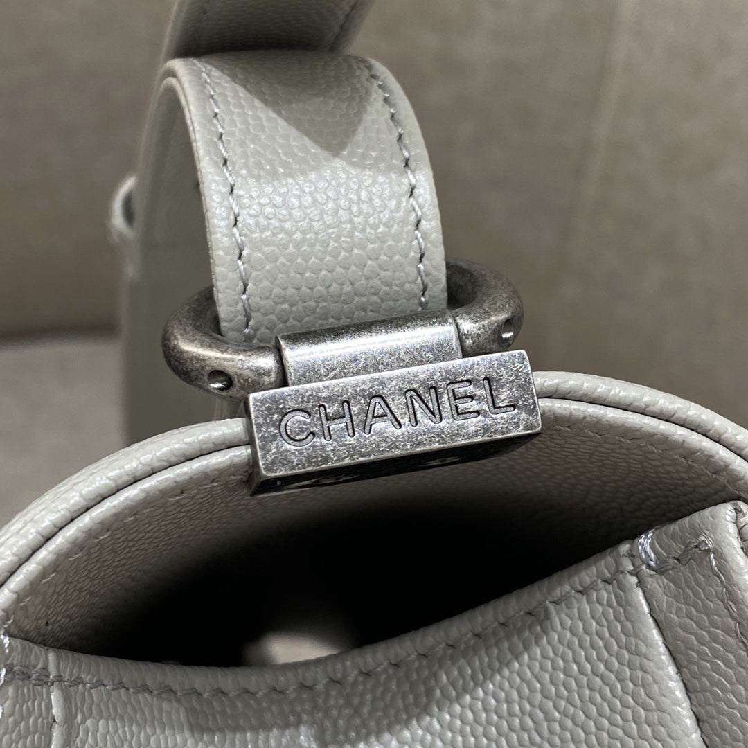 CH BOY HANDBAG 25 Small Grained Calfskin Elephant Gray