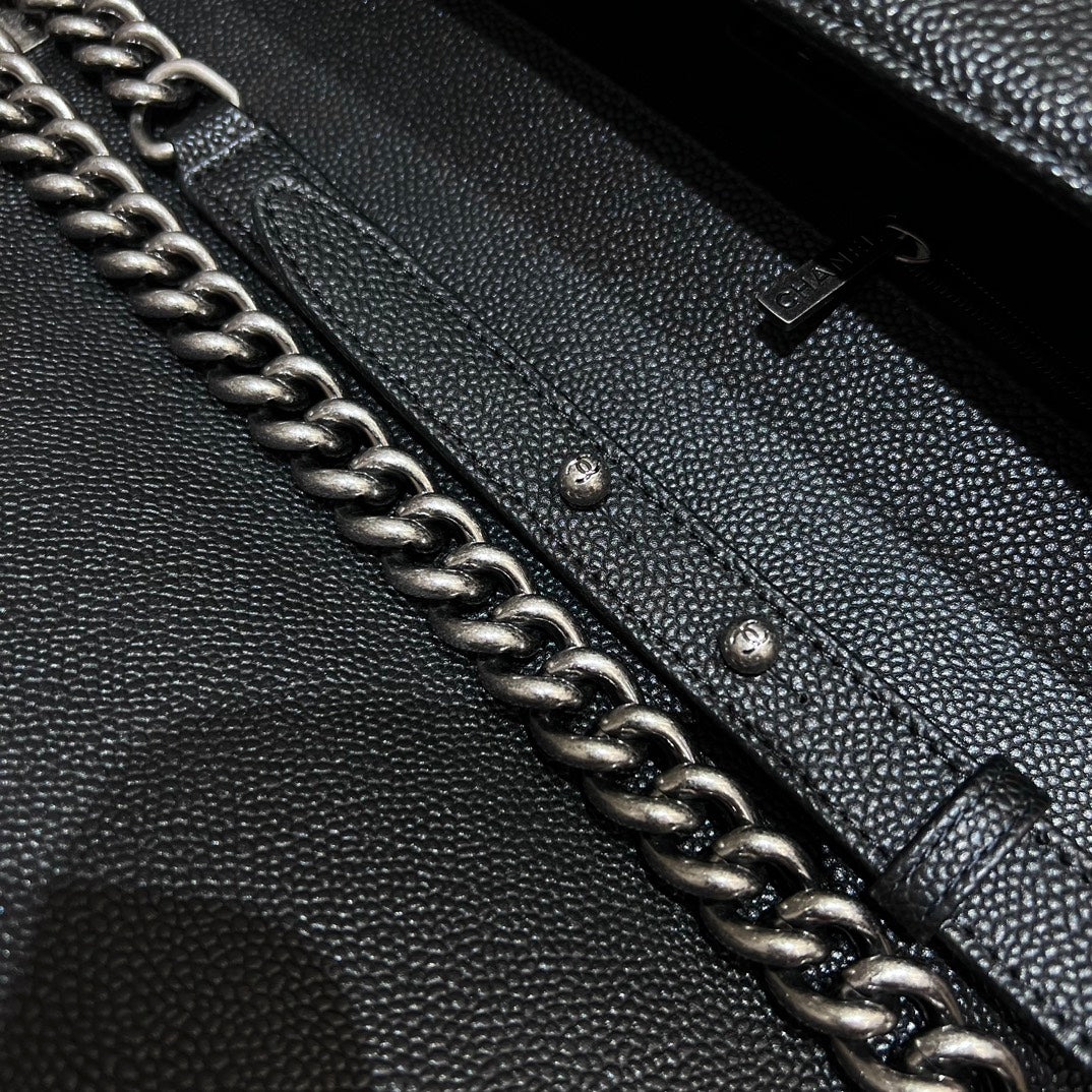 CH LARGE BOY HANDBAG 28  Grained Calfskin Black