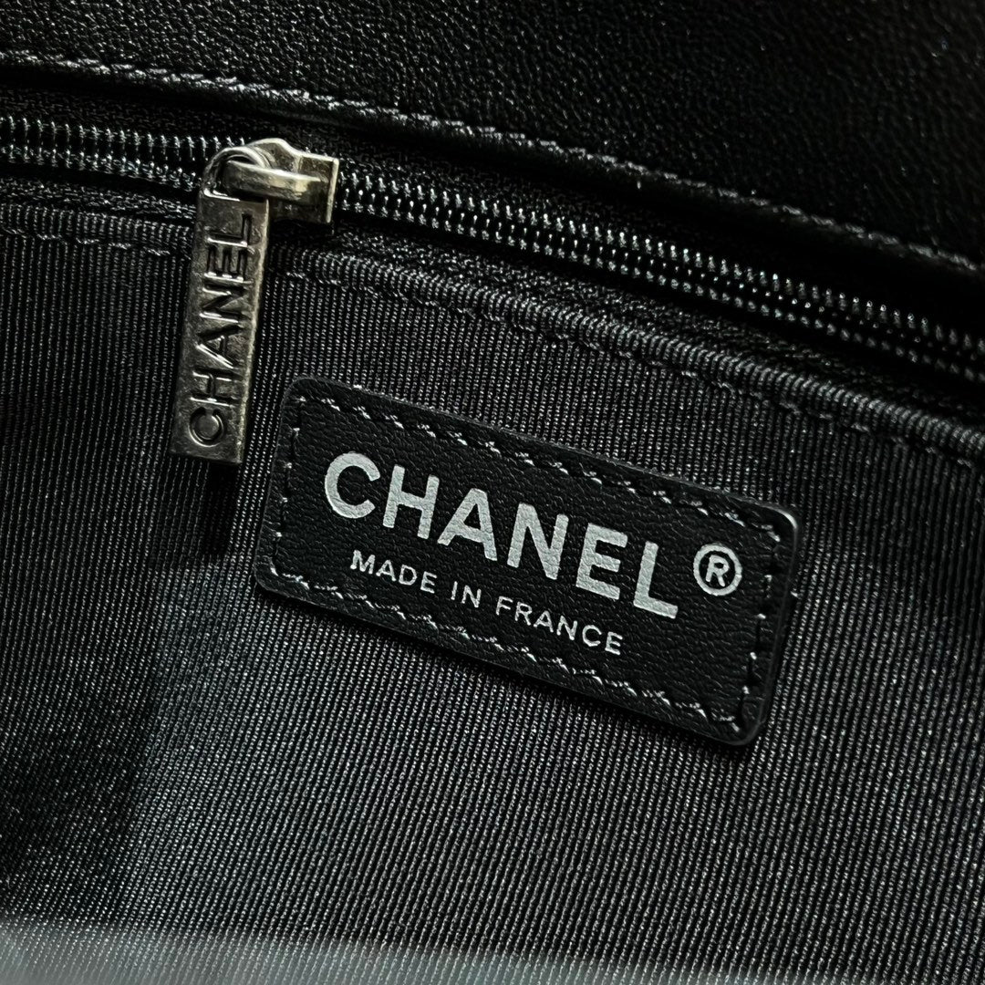 CH LARGE BOY HANDBAG 28  Lambskin Black