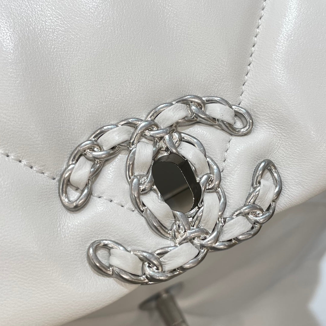 CH 19 HANDBAG 26  Lambskin White
