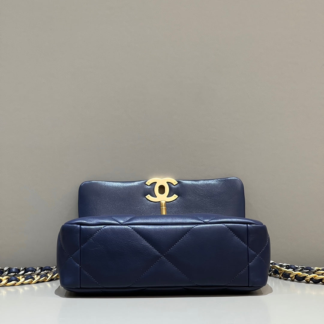 CH  19 HANDBAG 26  Lambskin Navy Blue