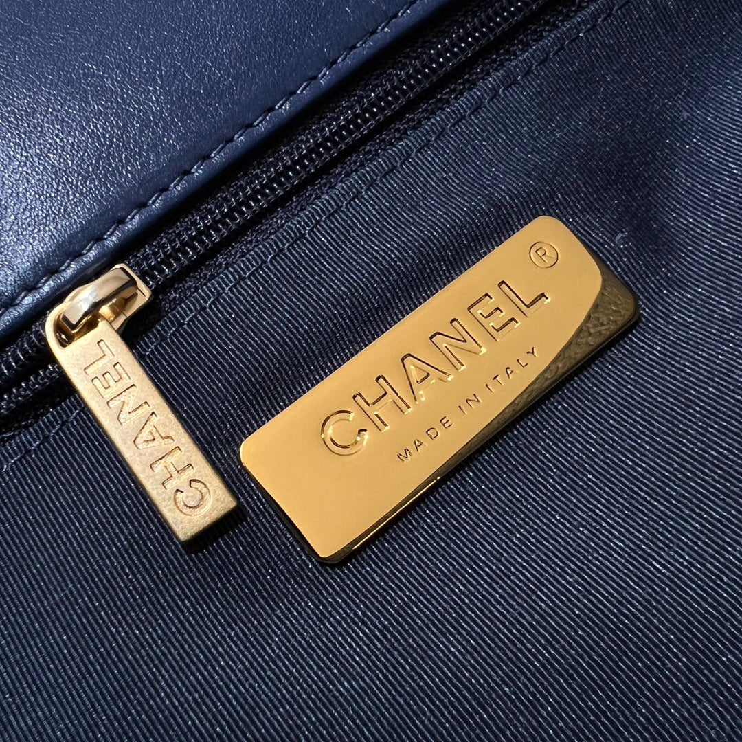 CH  19 HANDBAG 26  Lambskin Navy Blue