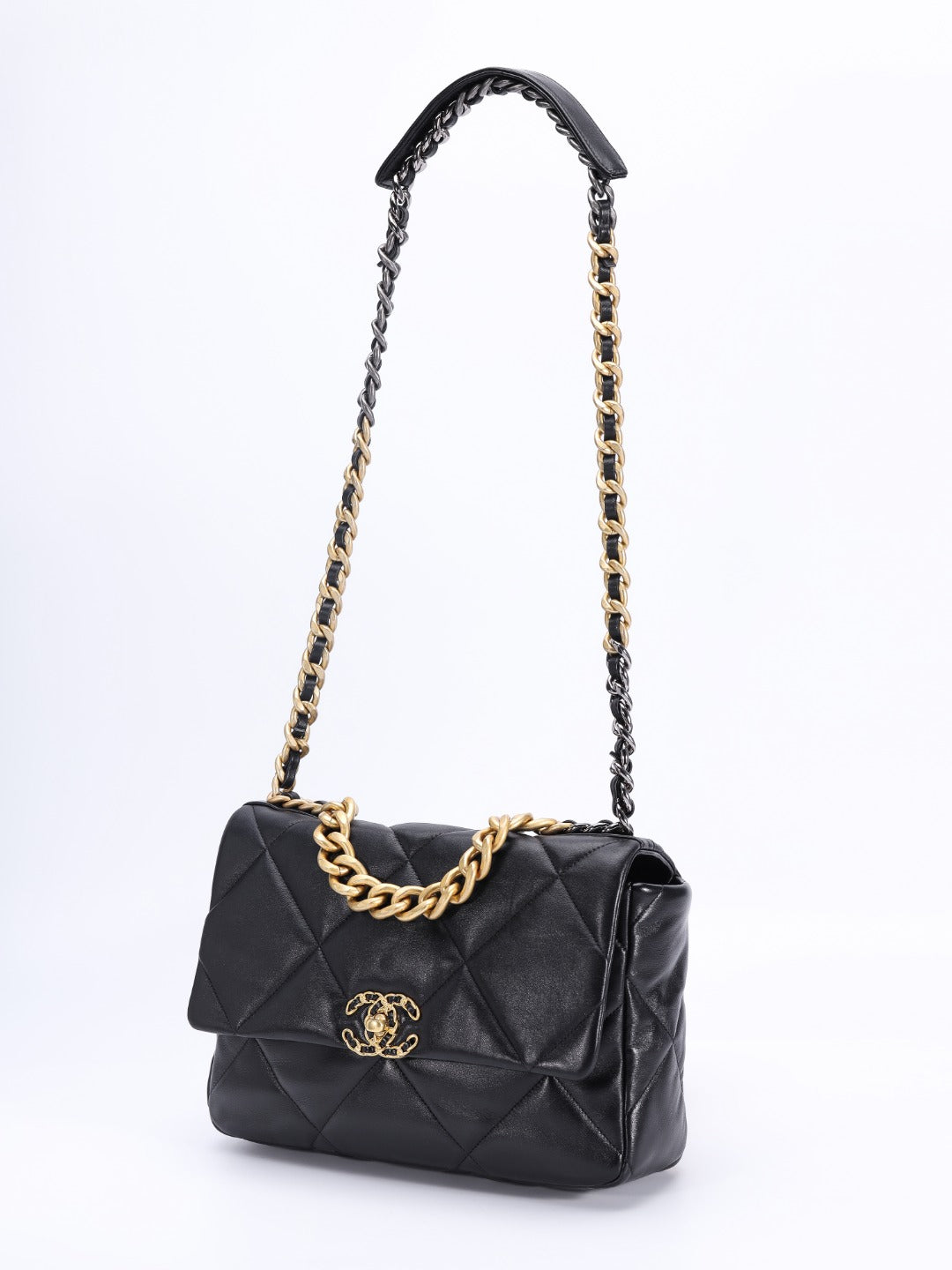 CH  19 LARGE HANDBAG 30  Lambskin Black