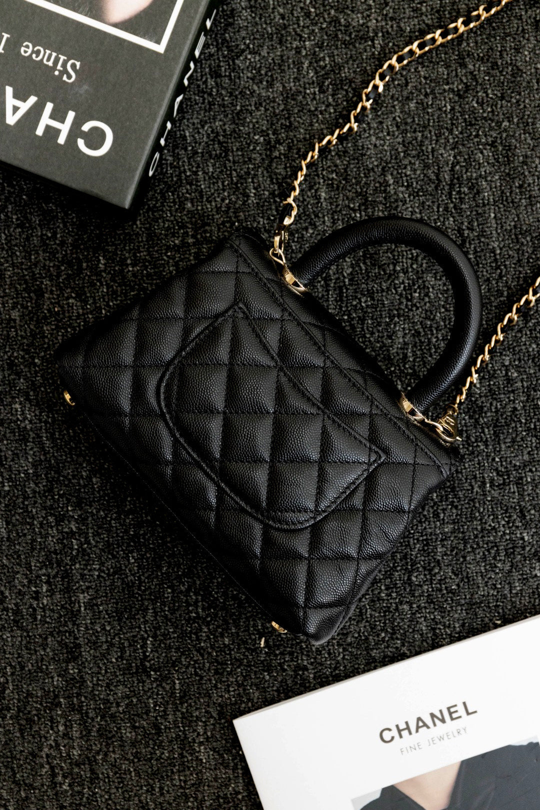 CH  MINI FLAP BAG WITH TOP HANDLE 19  Grained Calfskin Black