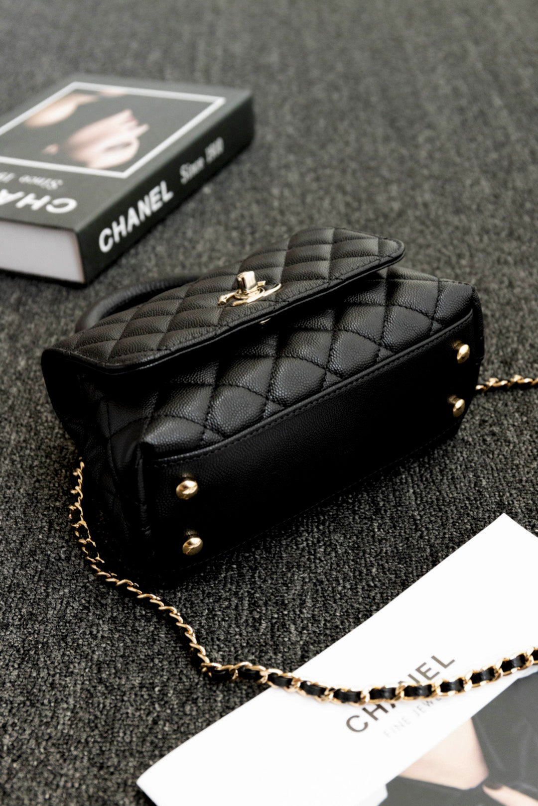 CH  MINI FLAP BAG WITH TOP HANDLE 19  Grained Calfskin Black