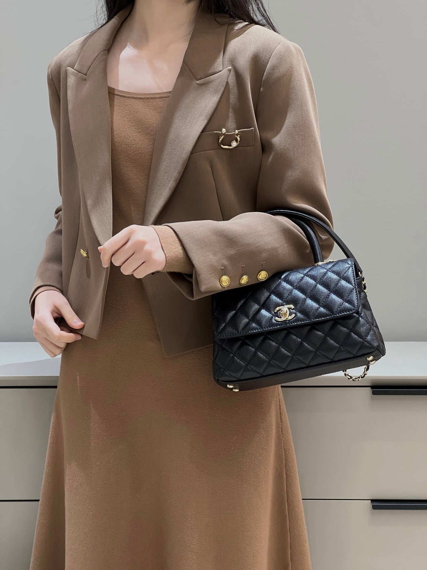 CH FLAP BAG WITH TOP HANDLE 24  Grained Calfskin Black