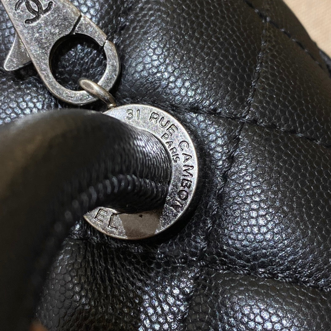 CH FLAP BAG WITH TOP HANDLE 24  Grained Calfskin Black