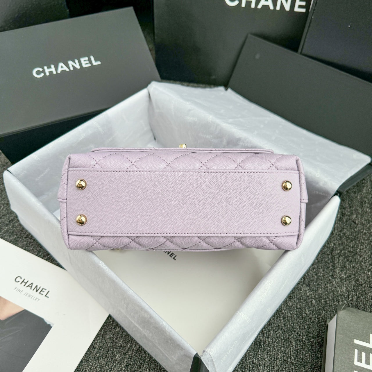 CH  FLAP BAG WITH TOP HANDLE 24  Small Grained Calfskin Light Purple