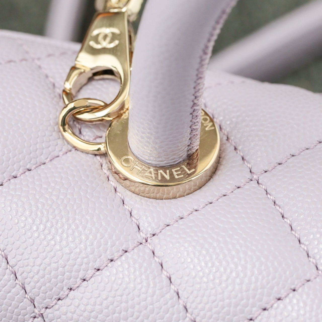 CH  FLAP BAG WITH TOP HANDLE 24  Small Grained Calfskin Light Purple