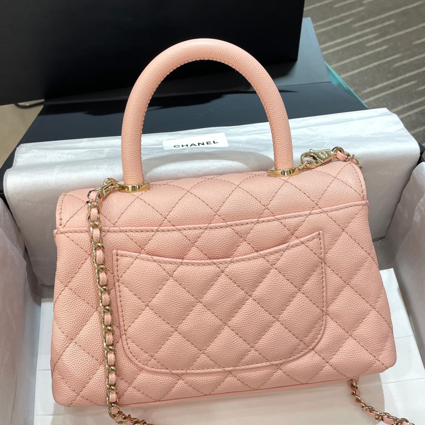 CH  FLAP BAG WITH TOP HANDLE 24  Small Grained Calfskin Pink