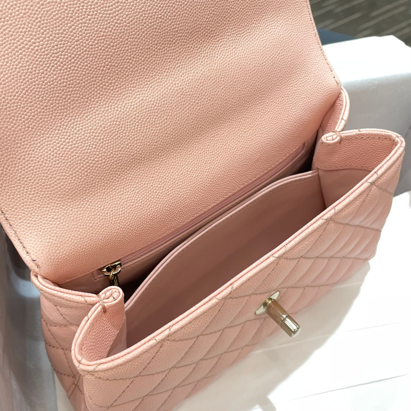 CH  FLAP BAG WITH TOP HANDLE 24  Small Grained Calfskin Pink