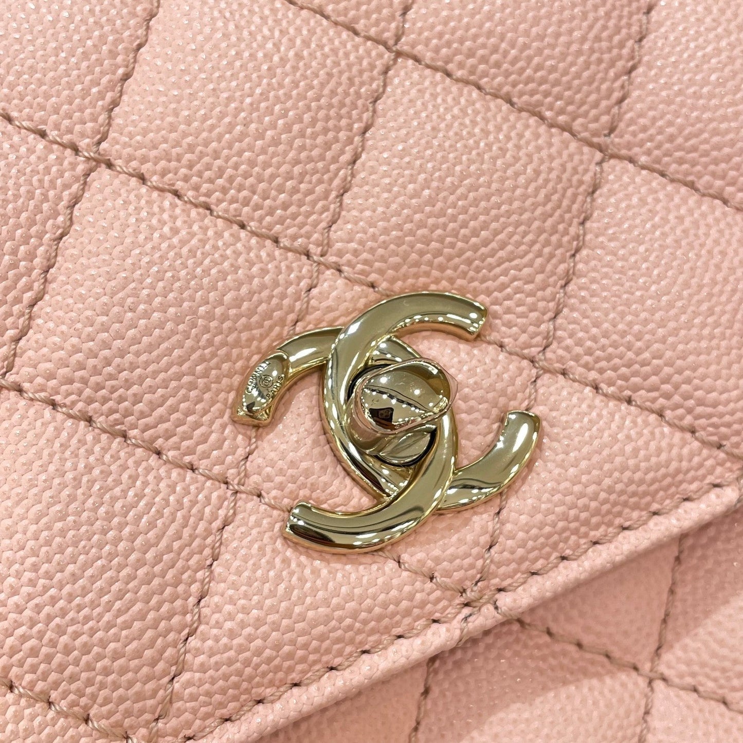 CH  FLAP BAG WITH TOP HANDLE 24  Small Grained Calfskin Pink