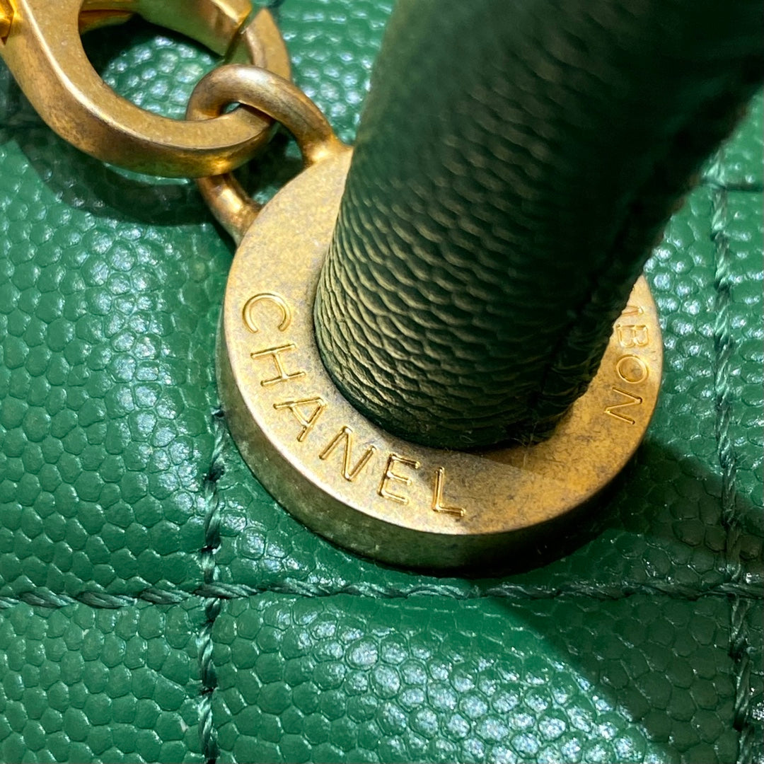 CH  FLAP BAG WITH TOP HANDLE 24  Small Grained Calfskin Green