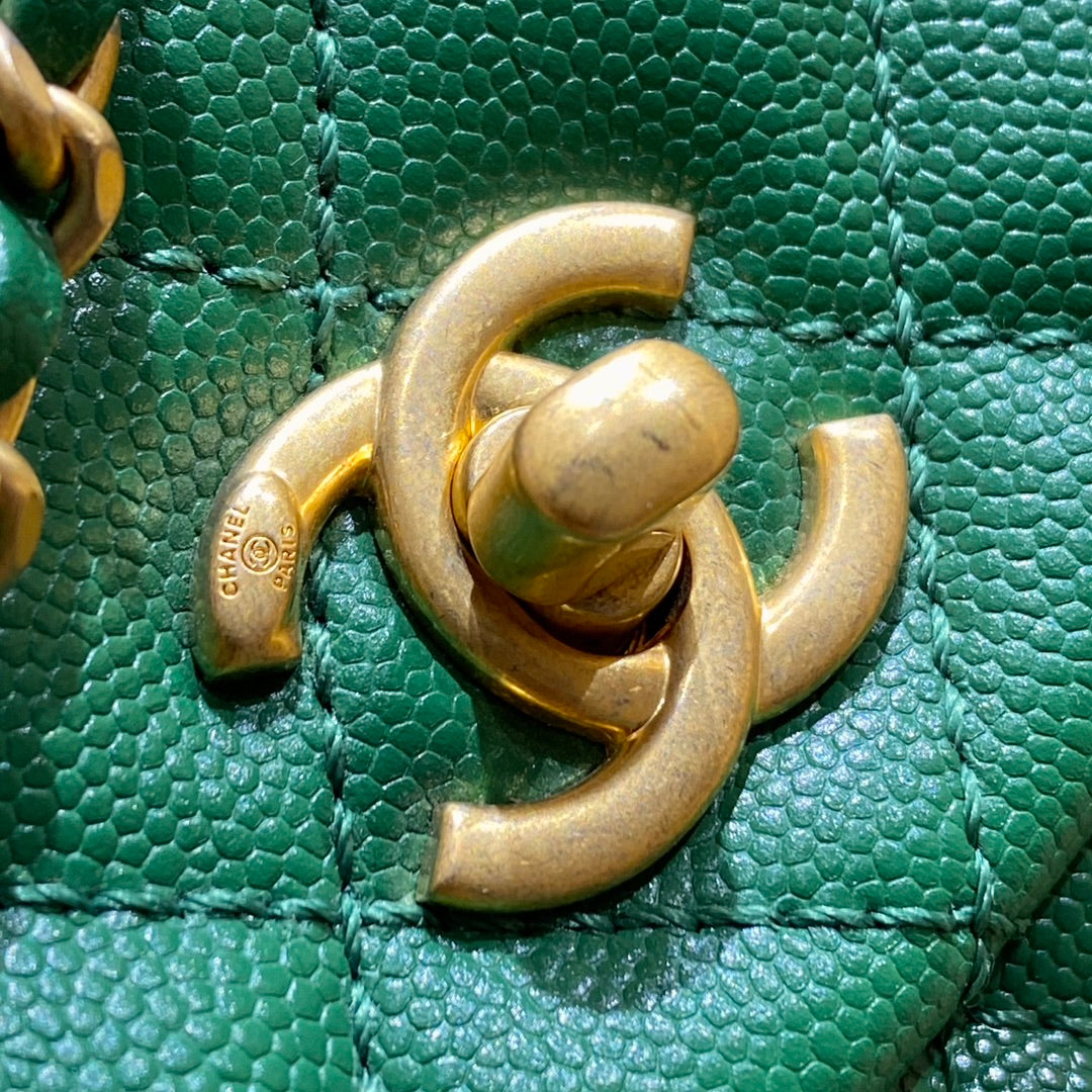 CH  FLAP BAG WITH TOP HANDLE 24  Small Grained Calfskin Green