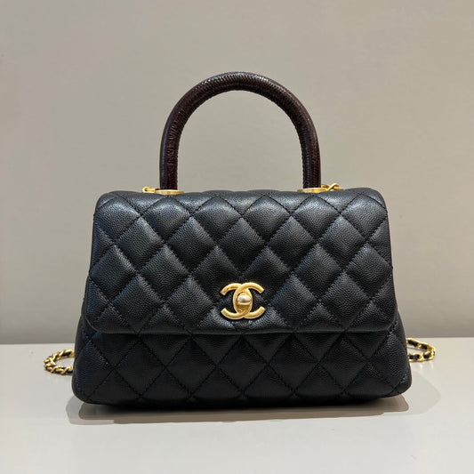 CH  FLAP BAG WITH TOP HANDLE 24  Small Grained Calfskin Lizard Handle Black