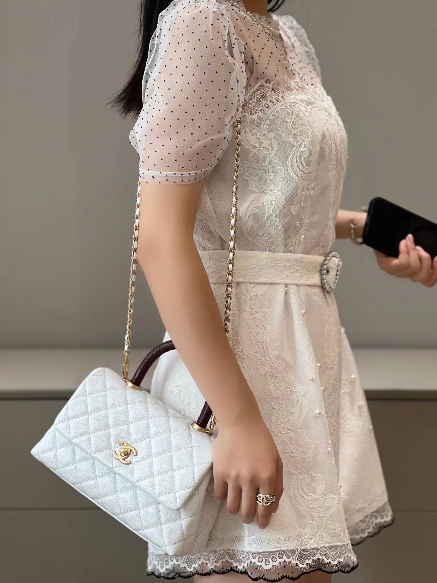 CH FLAP BAG WITH TOP HANDLE 24  Small Grained Calfskin Lizard Handle White