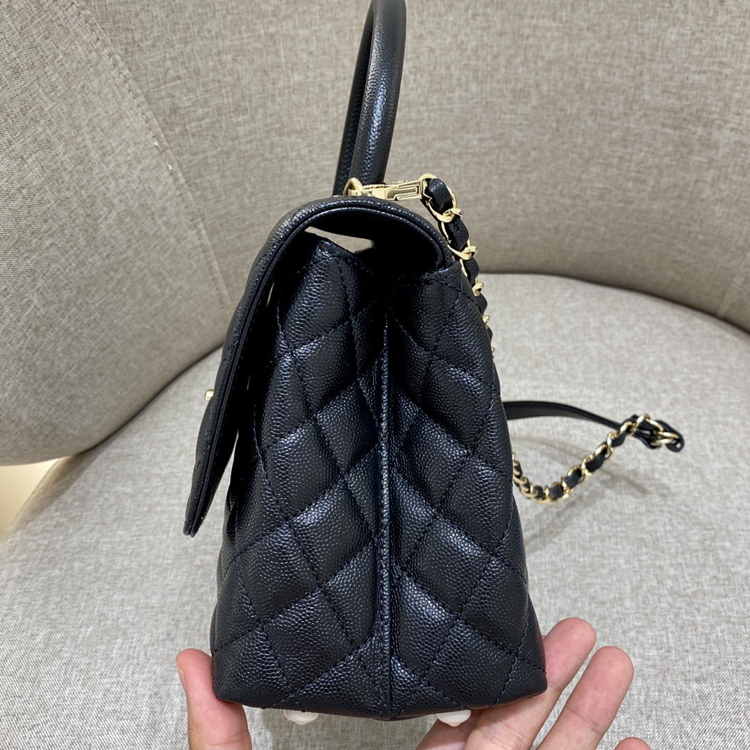 CH LARGE FLAP BAG WITH TOP HANDLE 29  Small Grained Calfskin Black