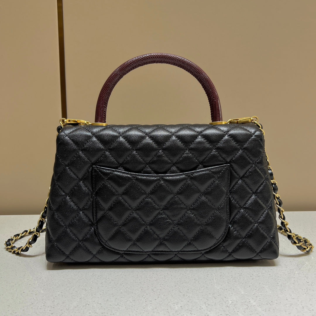 CH LARGE FLAP BAG WITH TOP HANDLE 29  Small Grained Calfskin Lizard Handle Black