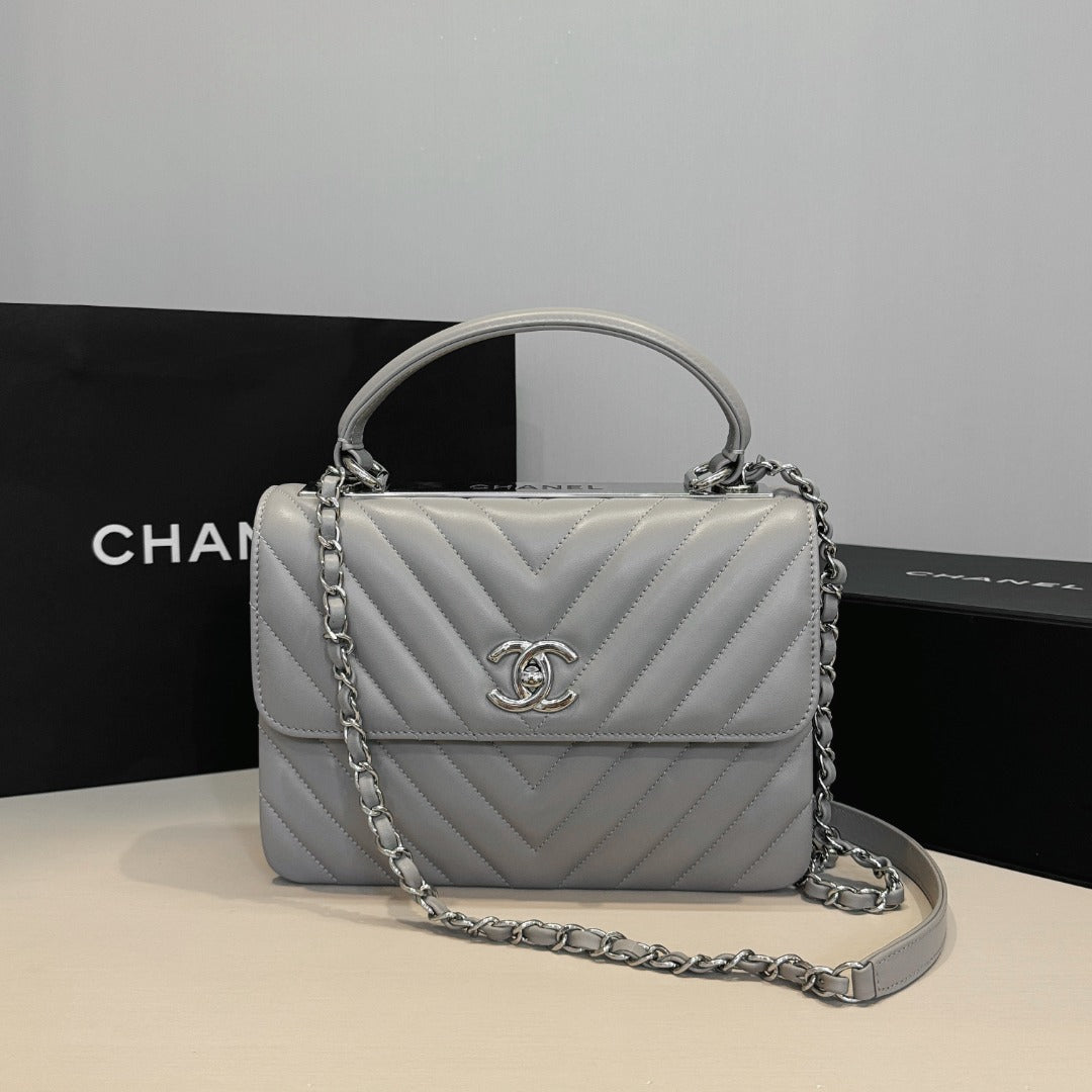 CH FLAP BAG WITH TOP HANDLE Trendy cc Lambskin Dove Gray