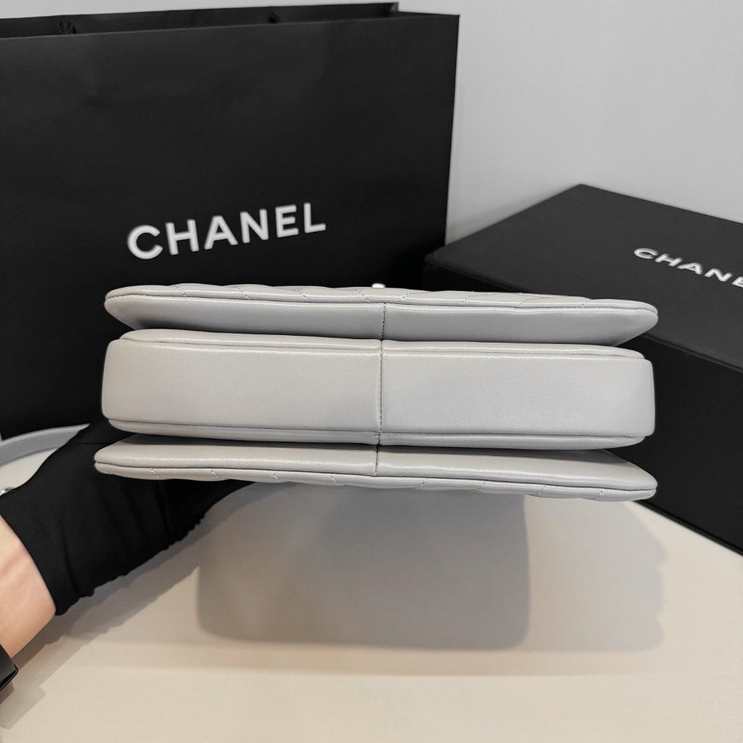 CH FLAP BAG WITH TOP HANDLE Trendy cc Lambskin Dove Gray