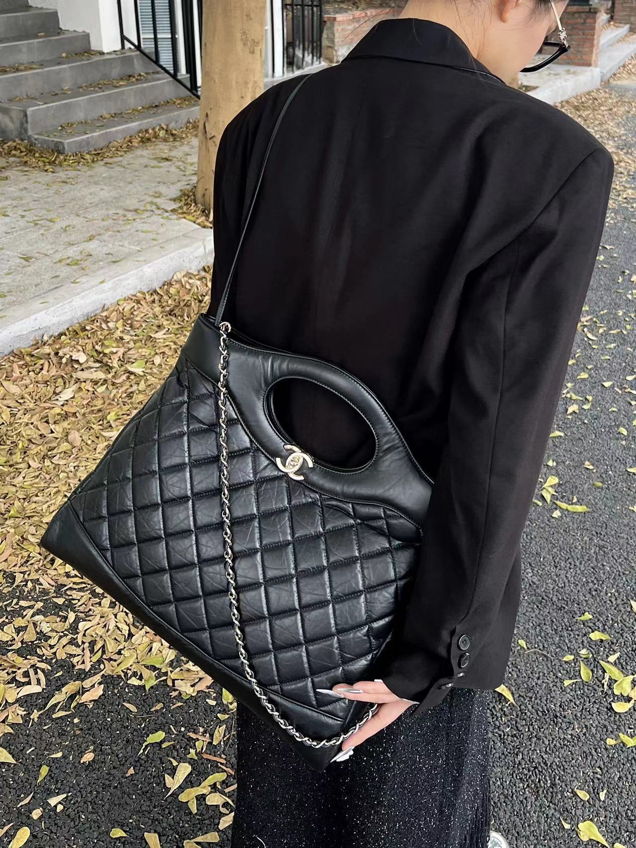 CH 31 Shopping Bag Calfskin with Gold Hardware Black