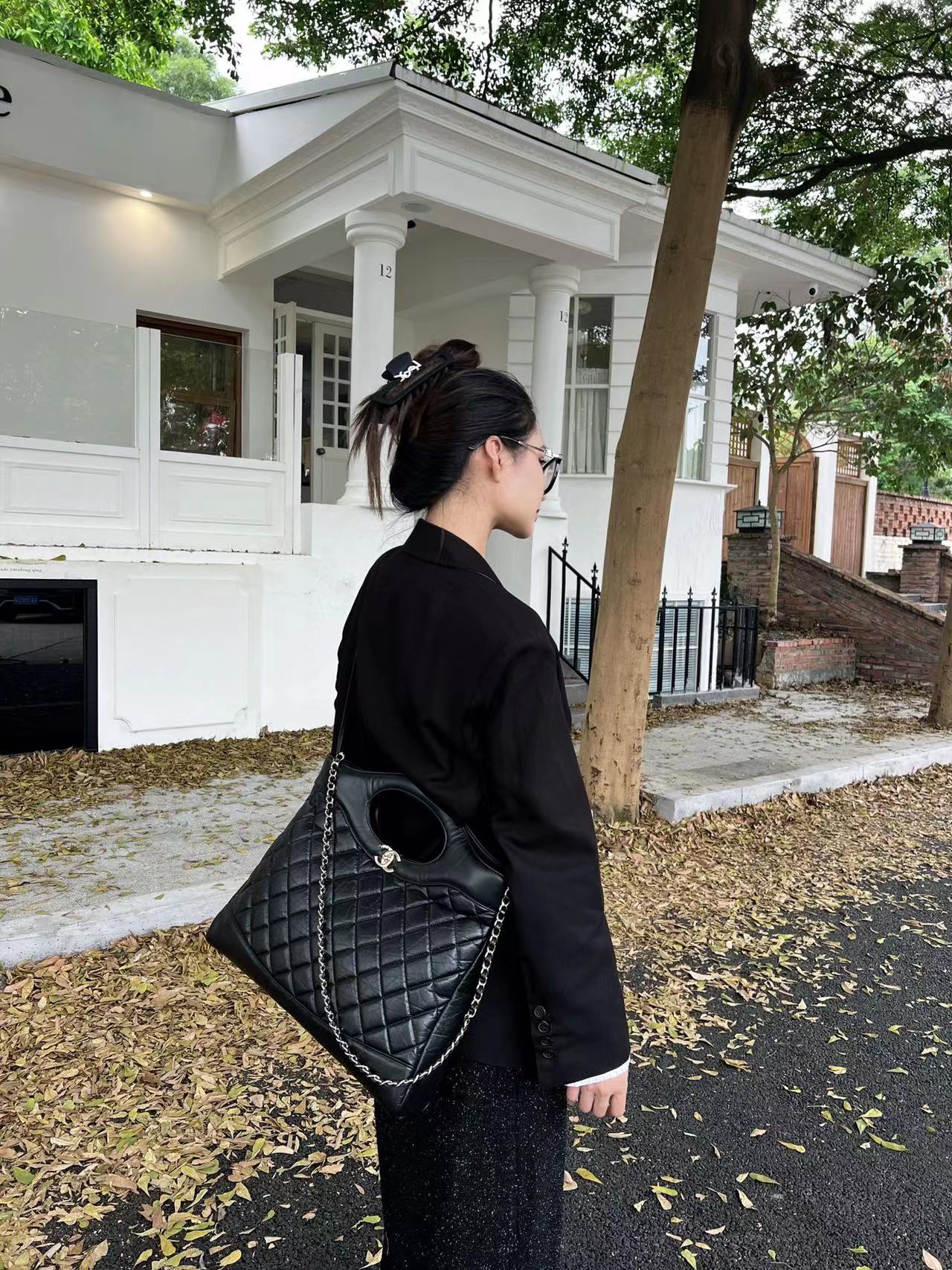 CH 31 Shopping Bag Calfskin with Gold Hardware Black