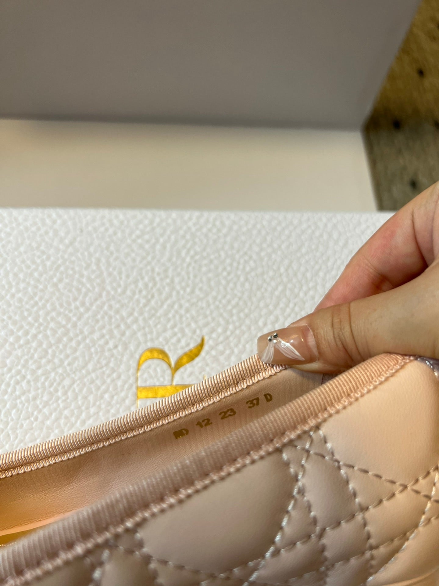 Early Spring Pearl Mary Jane Shoes