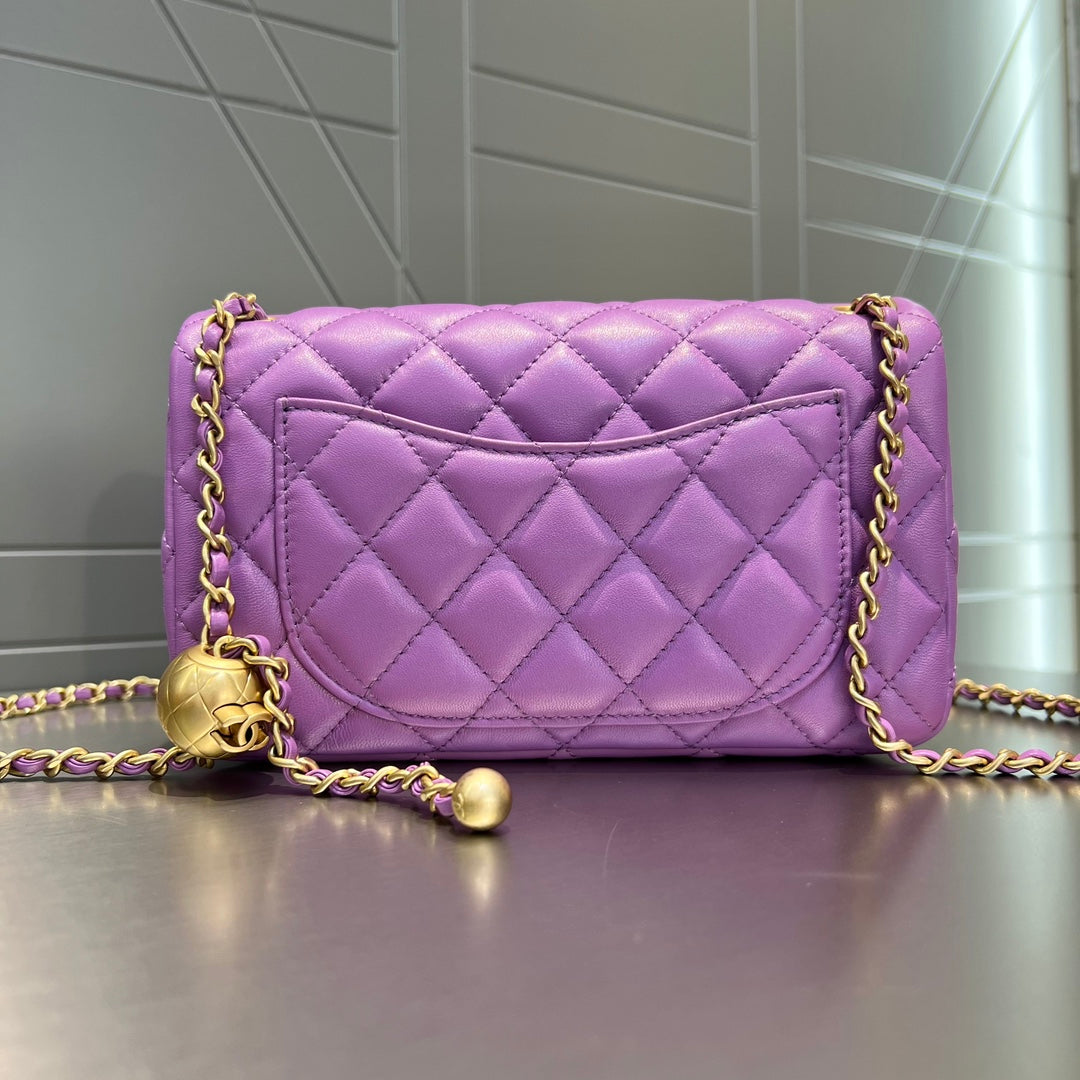 CH  CF20 Golden Globe CLASSIC HANDBAG  Lambskin Taro Purple
