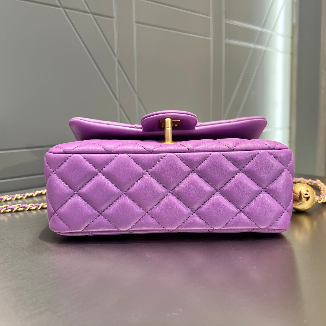 CH  CF20 Golden Globe CLASSIC HANDBAG  Lambskin Taro Purple