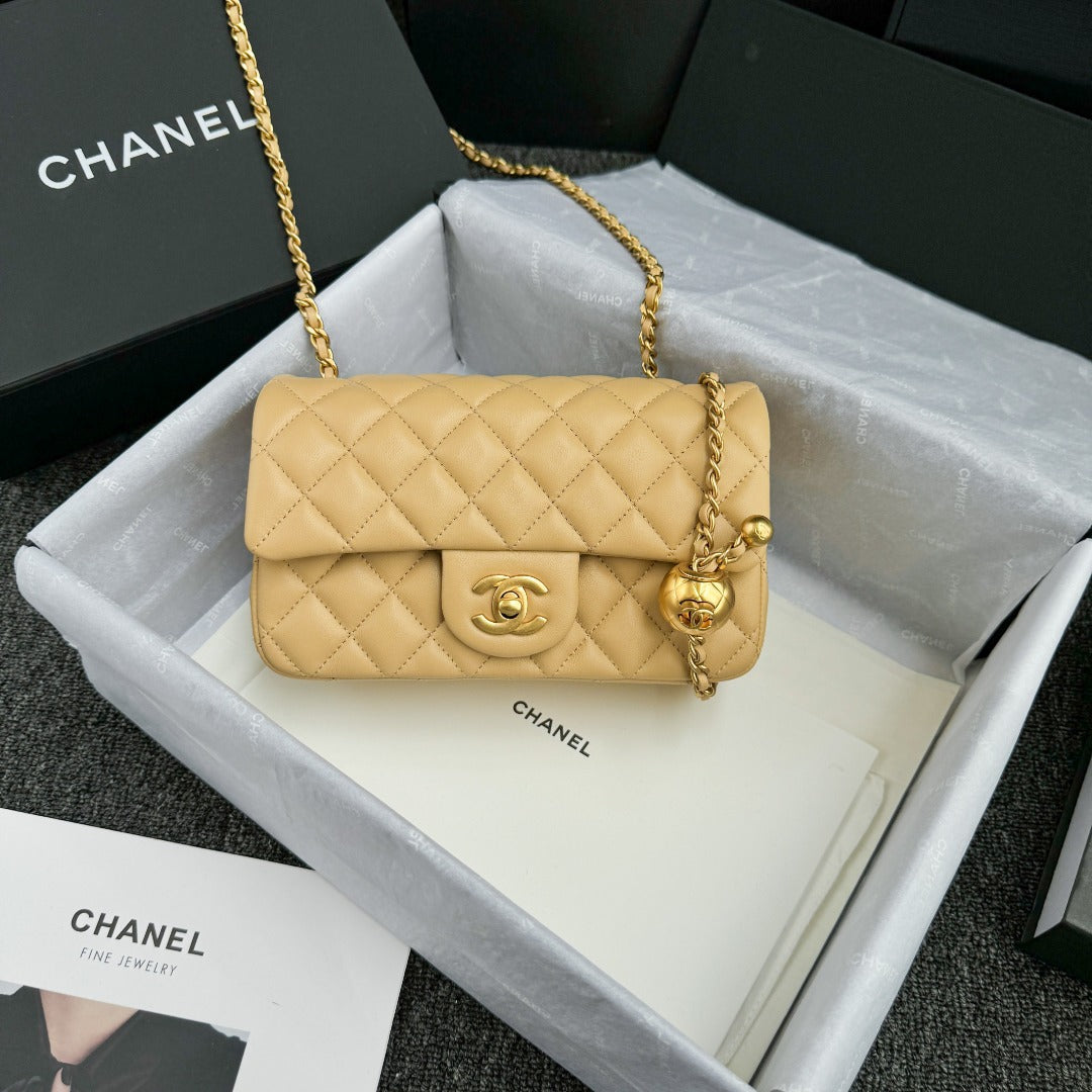 CH CF20 Golden Globe CLASSIC HANDBAG  Lambskin Milk tea color