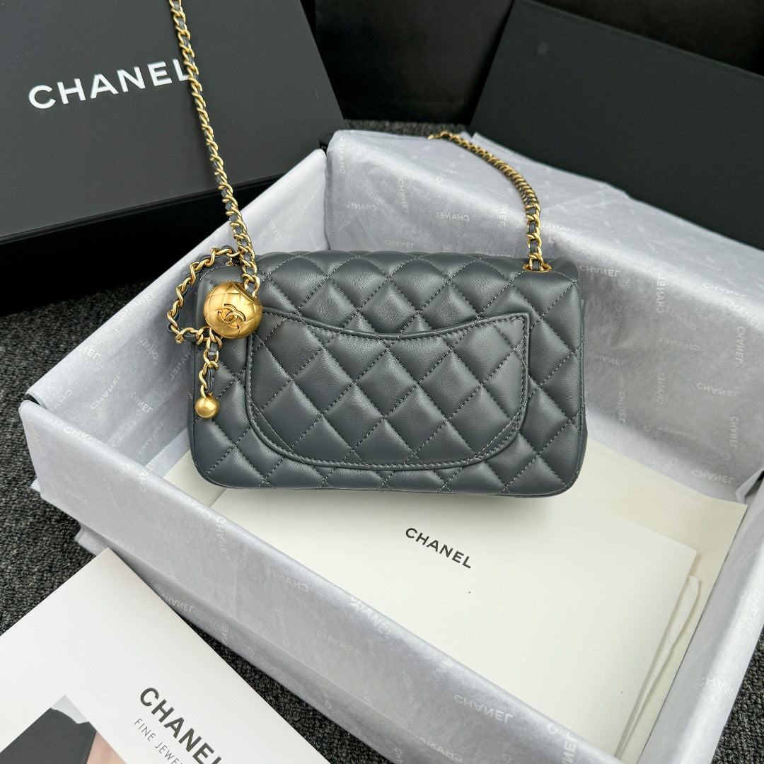 CH  CF20 Golden Globe CLASSIC HANDBAG  Lambskin Dark Gray