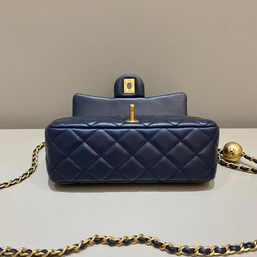 CH CF20 Golden Globe CLASSIC HANDBAG  Lambskin Deep sea blue