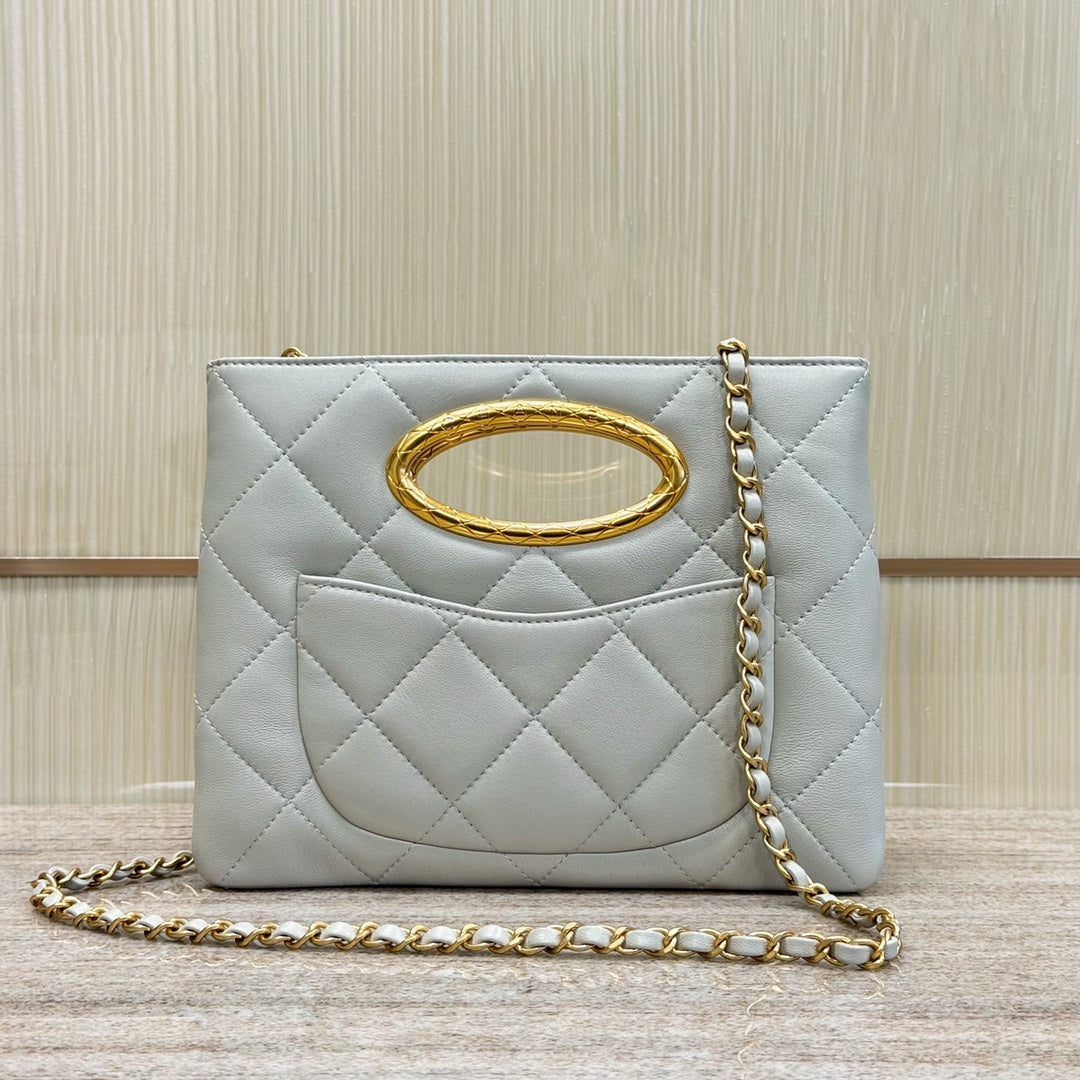CH 24B Clutch bag Lambskin Light Gray