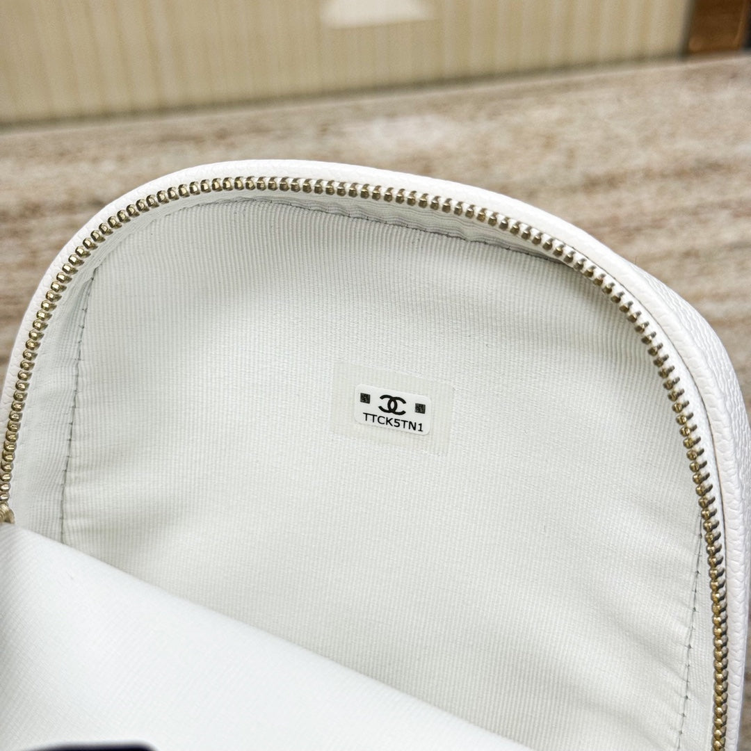 CH 24C Backpacks Mini Grained Calfskin White