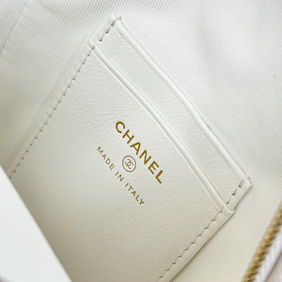 CH 24C Backpacks Mini Grained Calfskin White