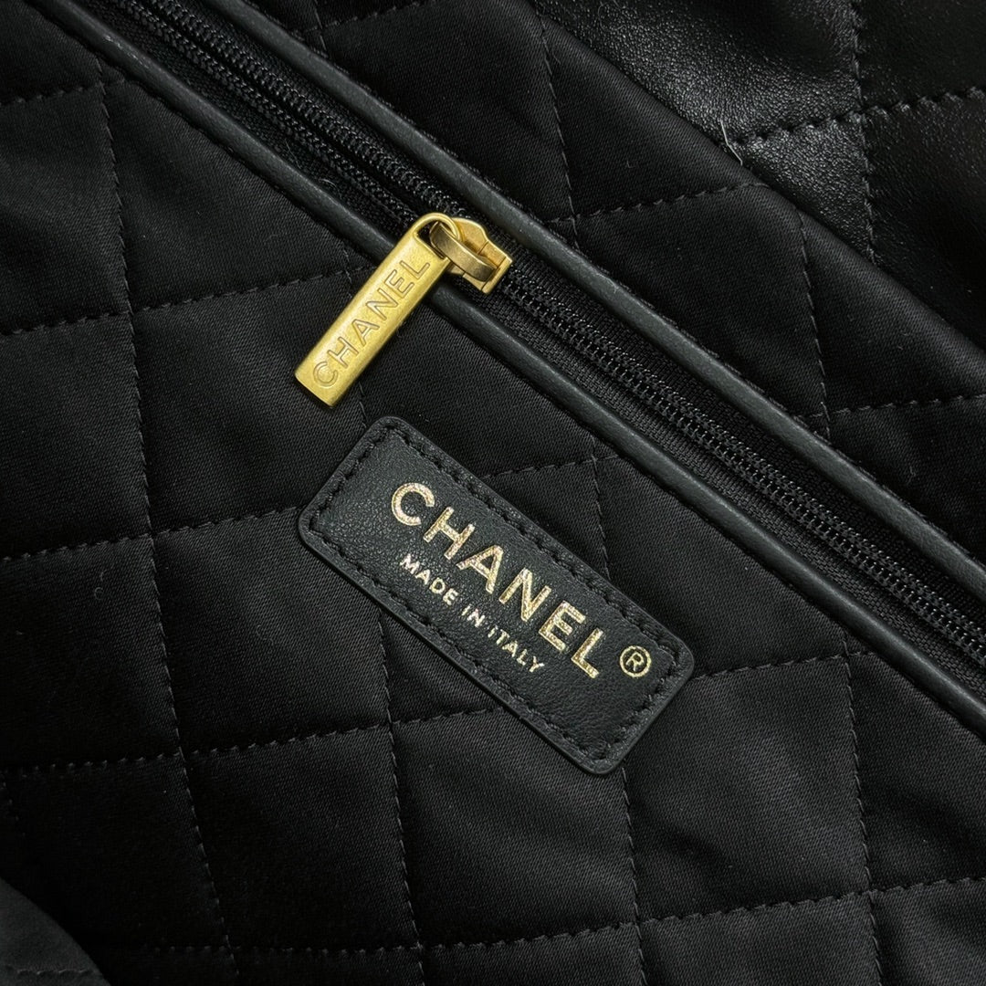 CH 24B 22 Handbag Hobo Bags Shiny Calfskin Black