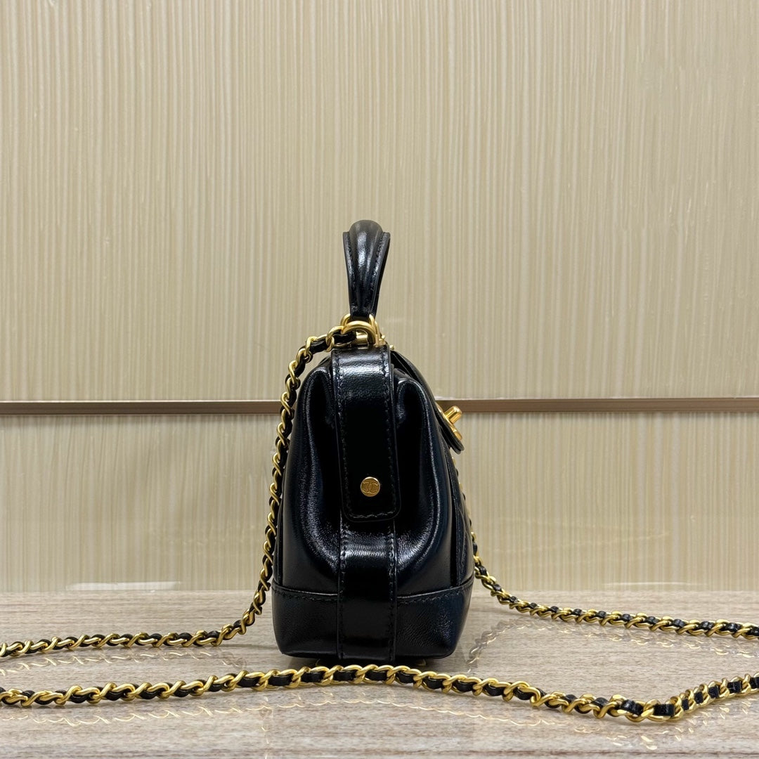 CH 24A Doctor bag Shiny Lambskin & Gold-Tone Metal Black