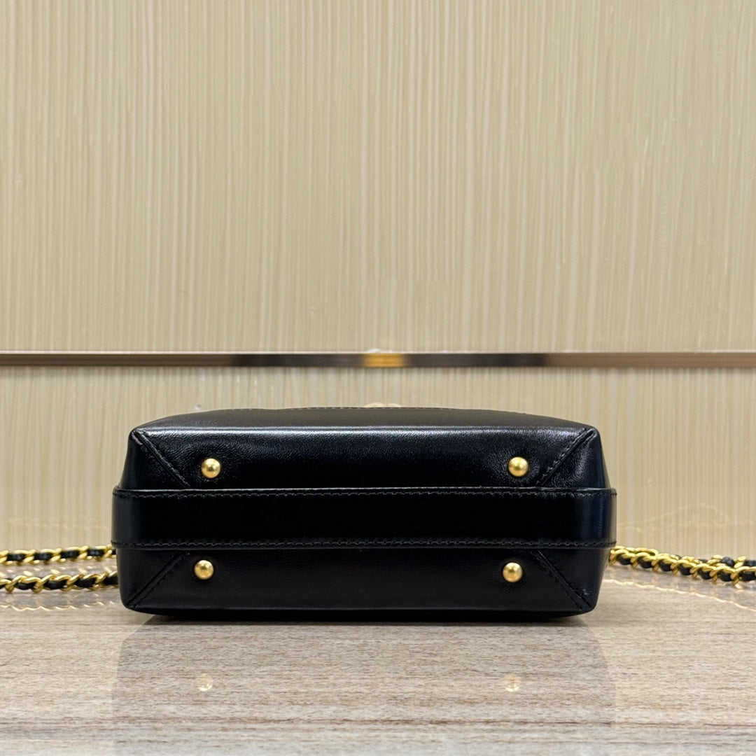 CH 24A Doctor bag Shiny Lambskin & Gold-Tone Metal Black