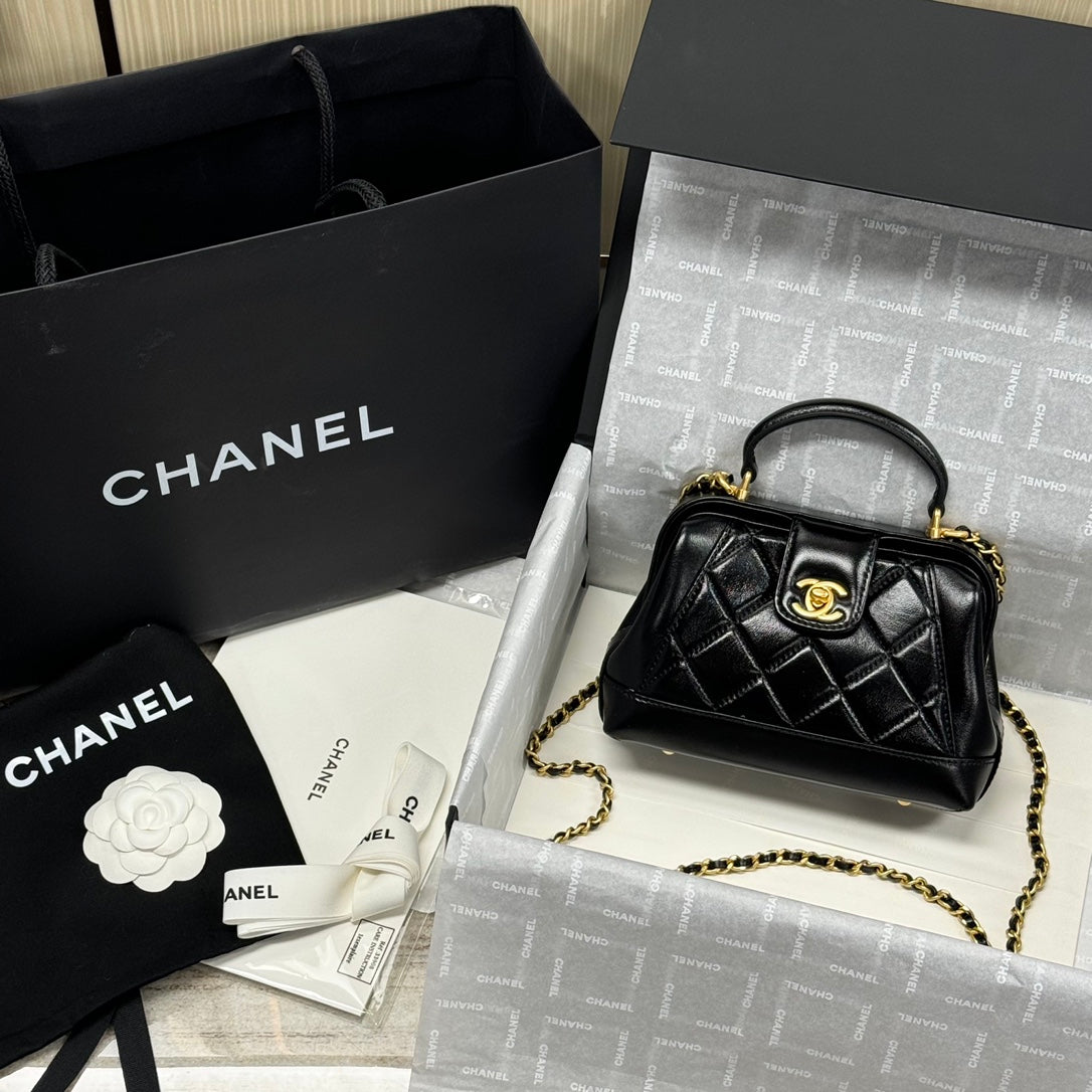 CH 24A Doctor bag Shiny Lambskin & Gold-Tone Metal Black