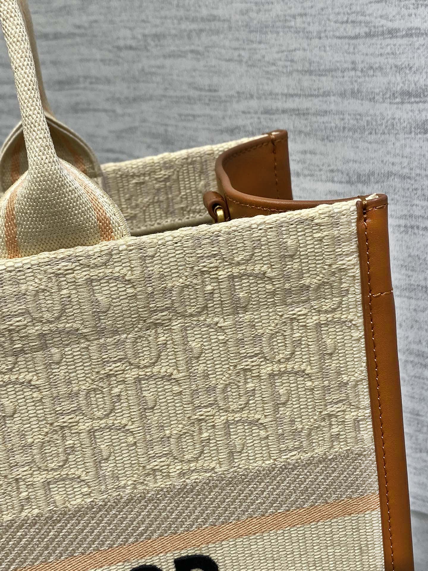 DO Book Tote Bag Beige Oblique Embroidered Raffia and Camel Calfskin
